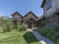 Fly Fisherman's Lodge on the Bitterroot River, Lolo Mt Hotels in Lolo
