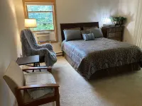 Hottub, Sauna, Deck, Backyard, Hi-Speed Internet Hotel dekat Hunter Mountain