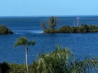 Hudson Hideaway: 2 BR/2 Bath Gulf Front Condo,Stunning Sunset from 27' Balcony Hotels in Hudson
