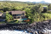 4 Bedrooms, Newly AC, 3.5 bathrooms,Deluxe, Sleeps 10, Oceanfront Pool, Private Hotels near Island Soap & Candle Works