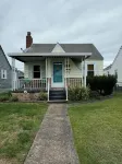 Charming 2-bedroom Bungalow - Close to Everything! Hotels near West Virginia Regional Technology Park