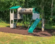 Cuddly Cub Luxury Cabin with Hot tub, wifi and wood burning fireplace