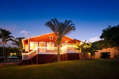 Weekly/Monthly Discounts! Hawaiian Luxury above Mauna Kea & Hapuna Beach! Hotels near Isaacs Art Center