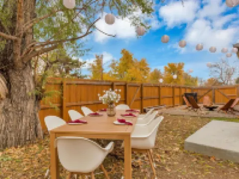5BD Japanese-Themed w/ Hot Tub, Movie Room & Games Hotels in Arvada