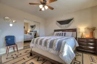 Panoramic Views & Hot Tub! Joshua Tree Sunset Vista