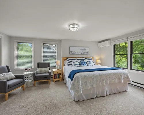 Private Setting Near Beaches-Fully Air Conditioned, Game Room, Fire Pit 이스트햄 호텔