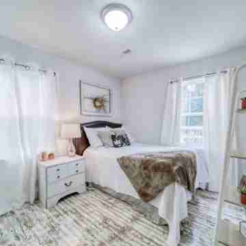 Simply Sweet 3 Bedroom Home - near MS&T & Fort Leonard Wood Rooms