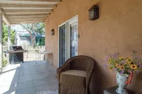 Former blacksmith's cottage in Lamy, NM Hotel a Lamy