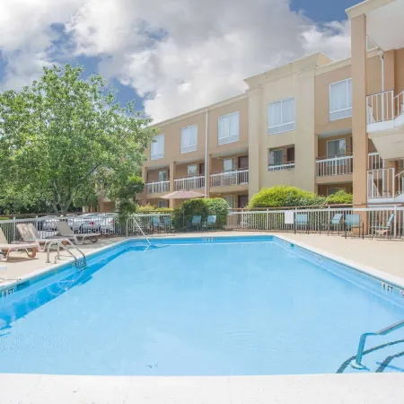 Days Inn by Wyndham Greenville
