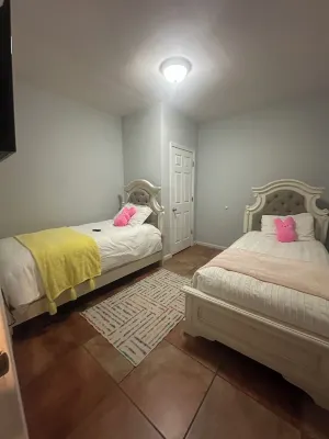 Short term lease/Fully Furnished Home with utilities.