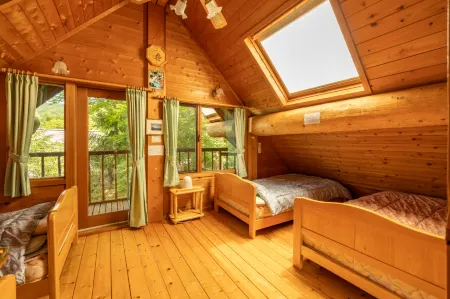 Reposer Hakuba