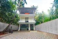 FabExpress MA Homes - Nr Morjim Beach Hotel di Morjim