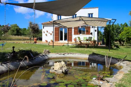 Idyllic finca with mountain views, overflow pool, peaceful natural surroundings