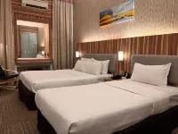 The Landmark Hotel Hotels near Temple of Dabogong, Dragon King of Four Seas