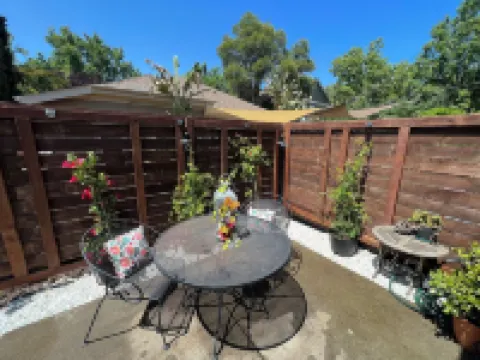 Guesthouse in the heart of Historic Folsom