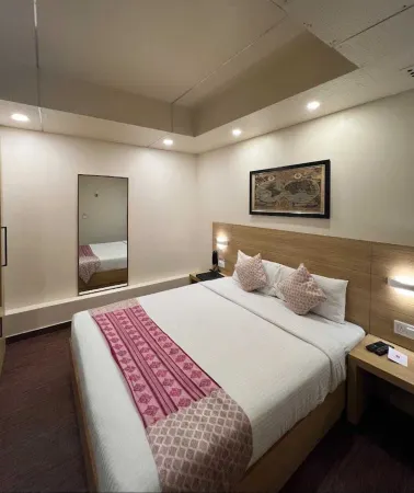 The Solitaire Express Отели рядом со станцией Dehradun