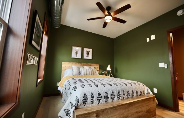 1 BDRM Downtown Minocqua! Perfect for couples or work trips!