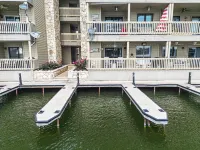 Cape Terrace Waterfront Oasis Hotels in Horseshoe Bay