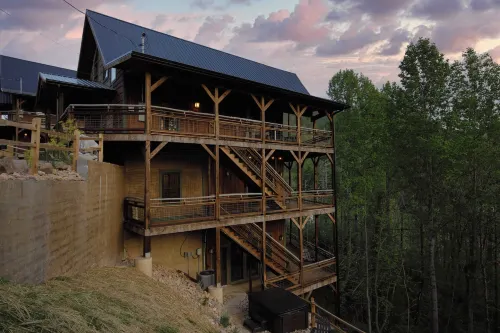 Birch Lodge by Avantstay Indoor Pool, Theater, Game Room & Stunning Views!