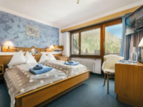Hotel Etoile & Alpenperle Residences Hotels in Saas Fee