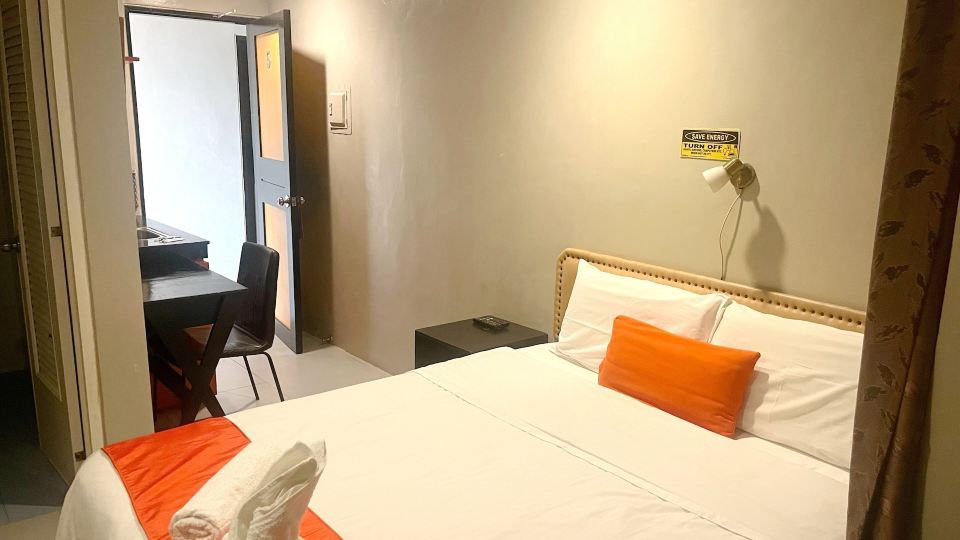 Cinfandel Suites