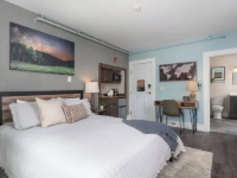 TuckAway Suites at East Branch Hotels in Bartlett