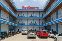 RedDoorz Plus Near Palembang Icon Mall 2 Hotels in Palembang