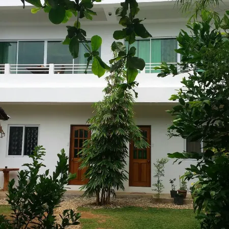 HangOut Beach & Resort