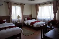 Gaia Holiday Home