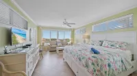 Las Hermanas 1 Hotels in Longboat Key