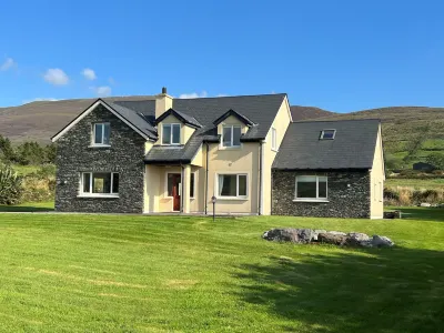 Valentia View Holiday Home by Trident Holiday Homes