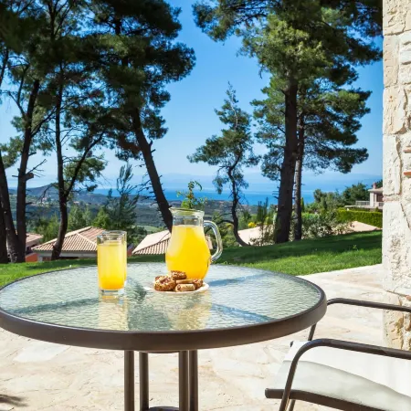Akritas Ef Zin Villas & Suites