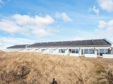 6 Person Holiday Home in Brovst Отели в г. Blokhus