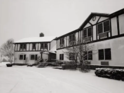 Camelot Restaurant & Inn Hotels in South Abington Township