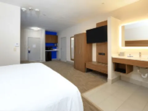 Holiday Inn Express & Suites AUSTIN - ROUND ROCK by IHG Hotels in Round Rock