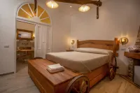 Vincent House Hotels near Porto Pollo