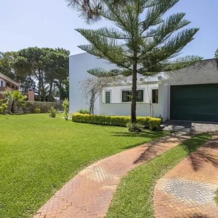 Villa Fati in PEN Nsula de Tr ia