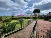 Beach Hotel Torbay B&B