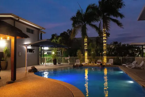 The Mayfair Emerald Hotels in Emerald