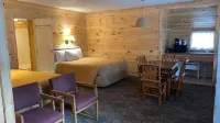 Beach House Lakeside Cottages Hotels in Mackinaw Township