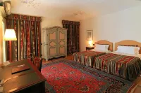 Castello Rosso Hotels in Saluzzo