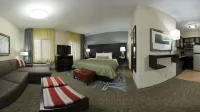 Staybridge Suites Houston Stafford - Sugar Land Hotel dekat AMF Stafford Lanes