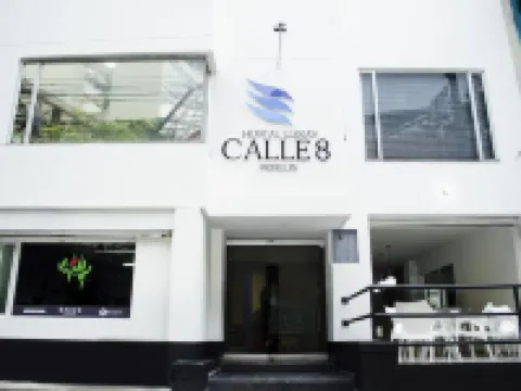 勒拉斯卡萊8號旅館 鄰近Parque El Poblado的酒店