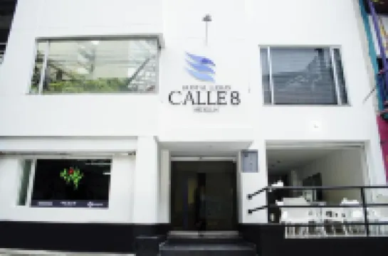 Hostal Lleras Calle 8 Hotel di 