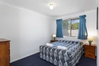 Apollo Lodge Hotels in Harristown