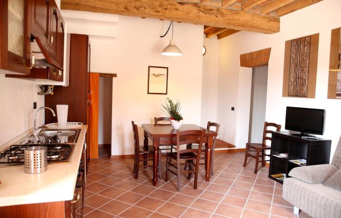 B&B Stradivari
