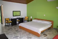 Hotel Albatros - ที่มีบาร์