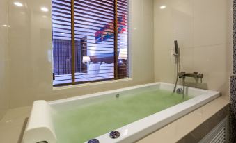 Riche Hua Hin Hotel