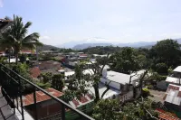 Balsa Café Hotels in Santa Isabel Ishuatan