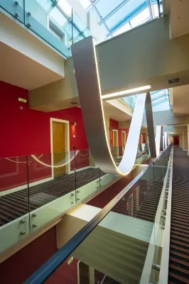 Neo Hotel Öffentliche Flächen Photos